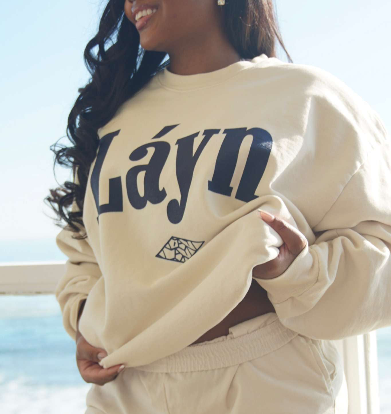 Navy Blue and Cream 'Soft Láyn': Crewneck